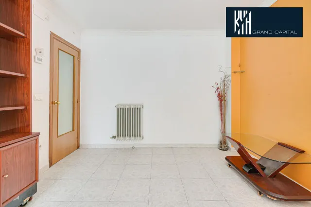 PISO GIRONA — 21