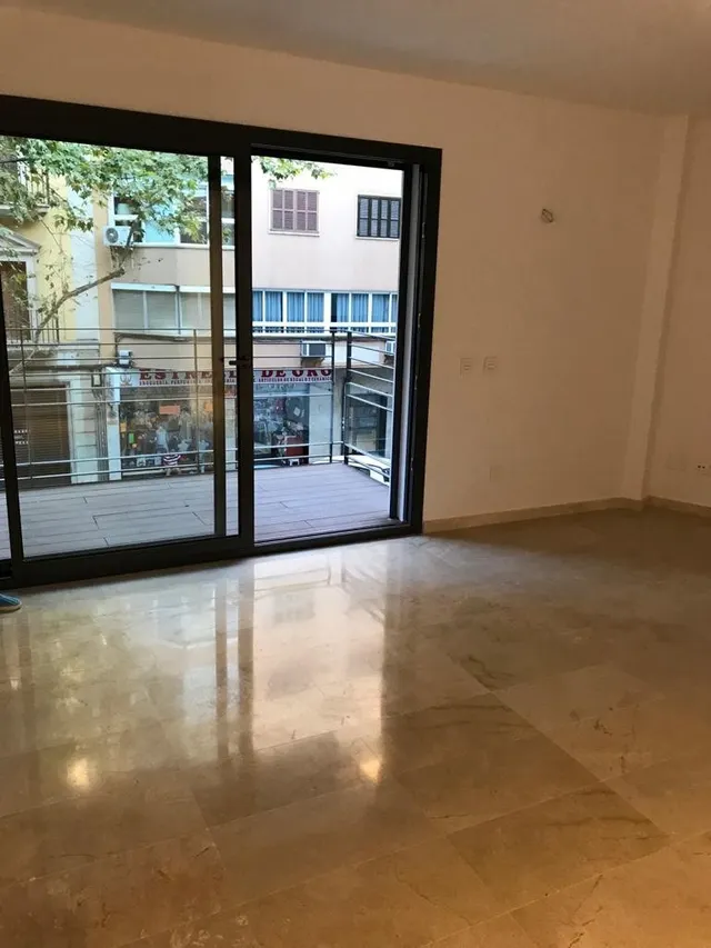 Piso a estrenar con terraza de 40 m2, parking y piscina en c - foto 4