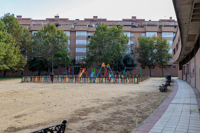 WGI INMOBILIARIA ALQUILA vivienda REFORMADA con PATIO — 36