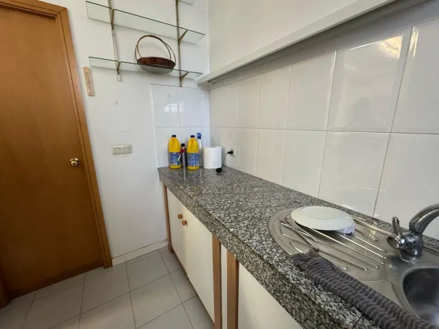 ¡¡OPORTUNIDAD!! LOCAL DE 80M2 EN TOMAS ALONSO — 15