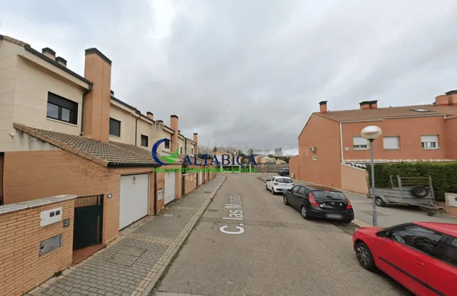 Casa-Chalet en Venta en Simancas Valladolid — 3