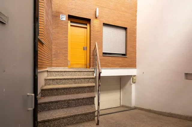 Casa exclusiva junto a Acera del Darro. Pleno centro de Granada. Seminueva y con ascensor propio — 4
