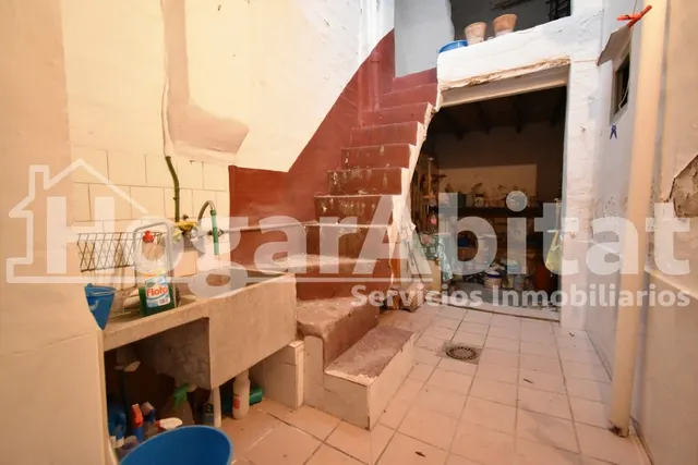 Casa de 2 alturas con TERRAZA cerca del Ayuntamiento — 47