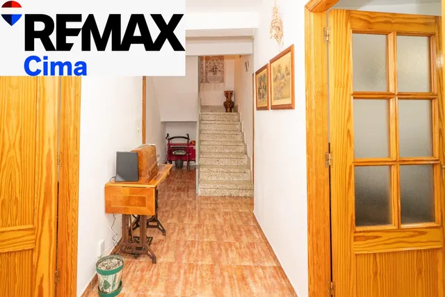 CASA CON PATIO, ALMACÉN Y PLANTA BAJA COMPLETA EN ZÚJAR — 16