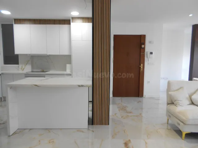 Piso reformado en el centro de Murcia - foto 4