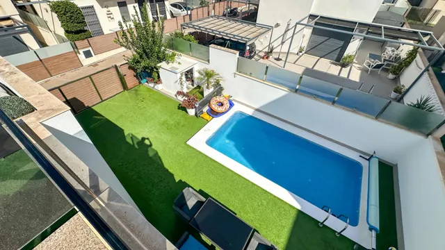 Villa 5 habitaciones 250m² en venta - Centro — 42