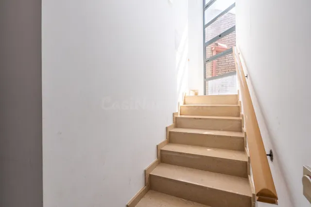 Piso listo para entrar a vivir en Deltebre con parking y pis - foto 3