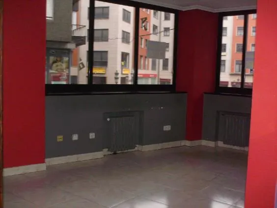 ENTREPLANTA EN ALQUILER EN EL CENTRO