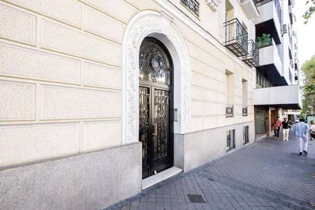 Vivienda cómoda, reformada, amueblada y muy tranquila, en María de Molina — 11