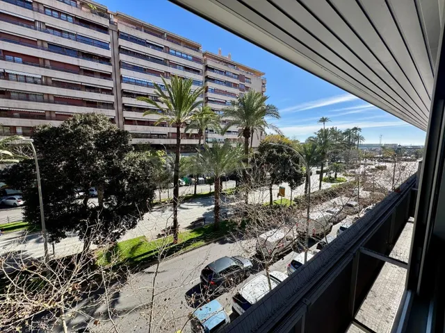 Oficina de 150 m2 en Avenida Óscar Esplá Zona Ensanche-Diput - foto 2
