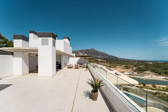 DUPLEX DE LUJO EN REAL DE LA QUINTA BENAHAVIS — 9