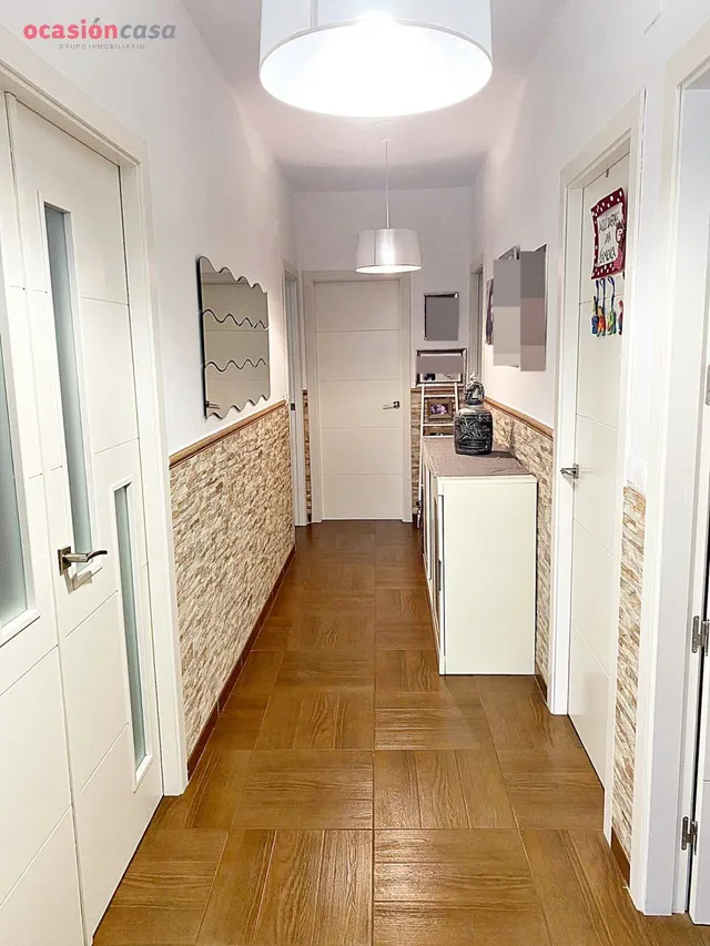 PARCELA DE 700 m2 , con 2 casas equipadas de cocina , habitaciones , baños ...! — 28