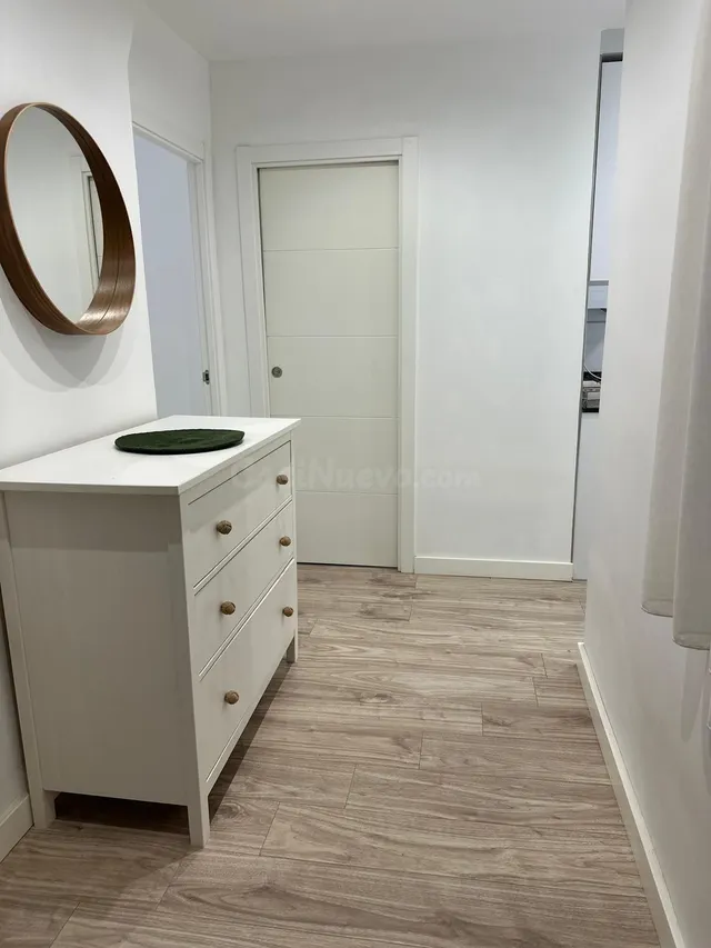 Coqueto piso en alquiler en San Nicolás - foto 2