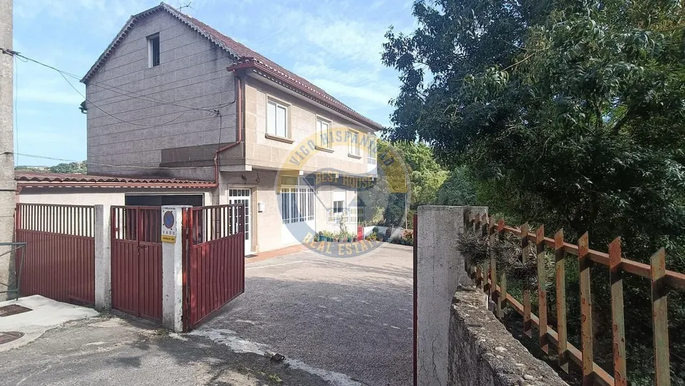 CASA INDEPENDIENTE PROXIMA A CASTRELOS