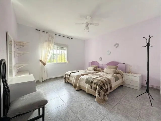 Casa con terreno, olivos y acceso al río Aguascebas — 6