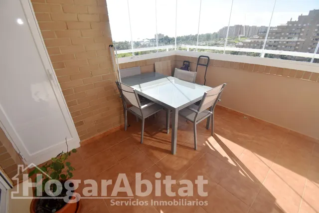 ¡Vistas al mar! Amplio, esquinero y alto en residencial con piscina, garaje y terraza — 12