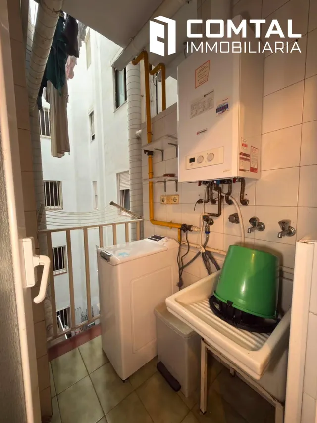 Piso familiar de 4 habitaciones, 2 baños y terraza en los alrededores de Sagrada Família — 11