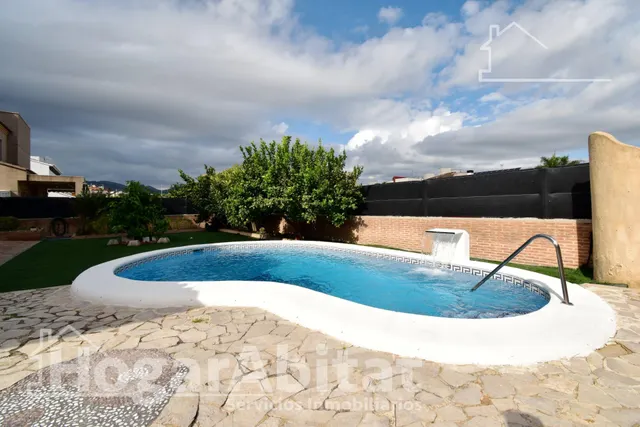 ESPECTACULAR CHALET CON PISCINA, GARAJE, TERRAZA Y ASCENSOR — 13