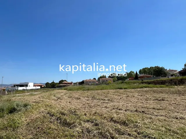 Fantástica parcela a la venta en Montaberner . - foto 3