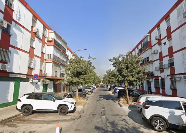 Venta piso en Sevilla — 3