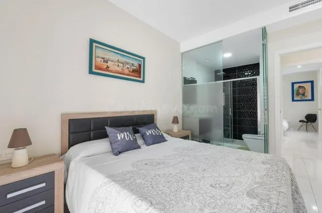 Apartamento de 2 dormitorios 2 baños en la Florida (Orihuela - foto 3