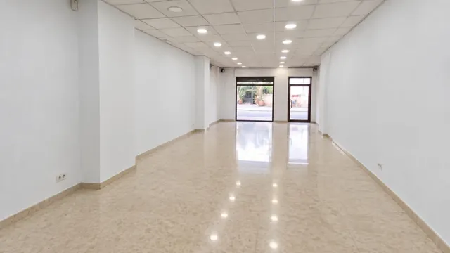 Local comercial de 482 m2 en alquiler junto al mercado de ruzafa – ideal para supermercado — 9
