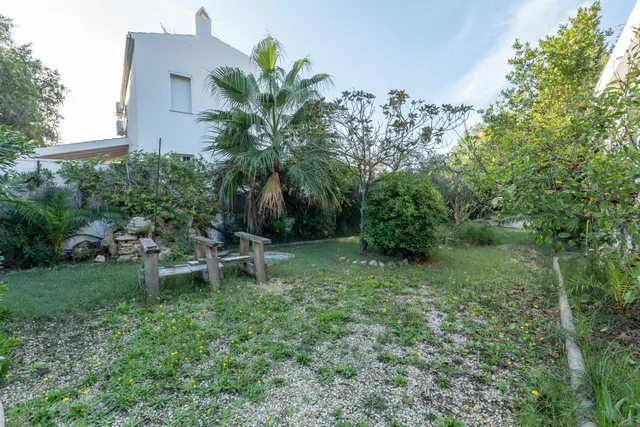 Casa con piscina privada en la urbanización Eucaliptus. — 45