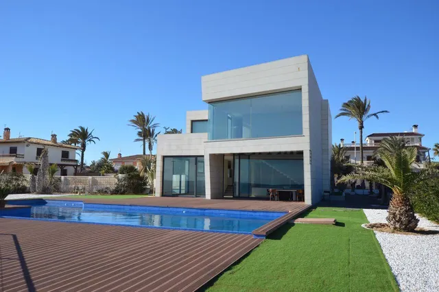 IMPRESIONANTE VIVIENDA INDEPENDIENTE EN CABO ROIG !!! — 2