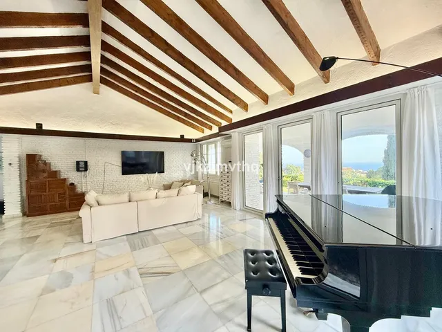 Chalet 6 habitaciones 637m² en venta - Centro — 18