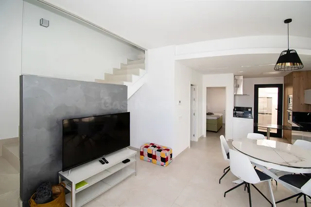Pareado 3 habitaciones en venta - Lomas de Cabo Roig - foto 2