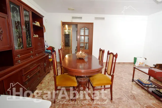 ESPACIOSA CASA CON TERRAZA Y GARAJE — 27