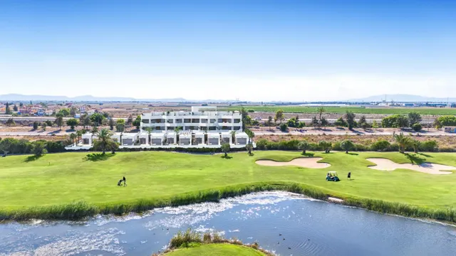 APARTAMENTO DE NUEVA CONSTRUCCIÓN EN RESORT DE GOLF EN LOS ALCAZARES — 10