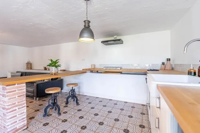 Villa exclusiva con piscina privada y casa de invitados inde - foto 5
