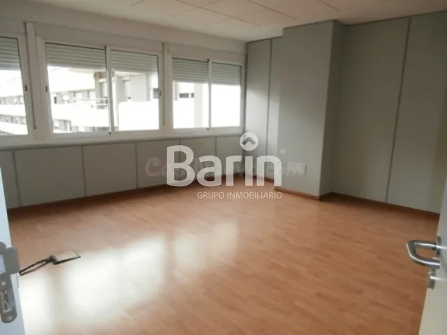 Oficina 200m² en alquiler - Centro - foto 4