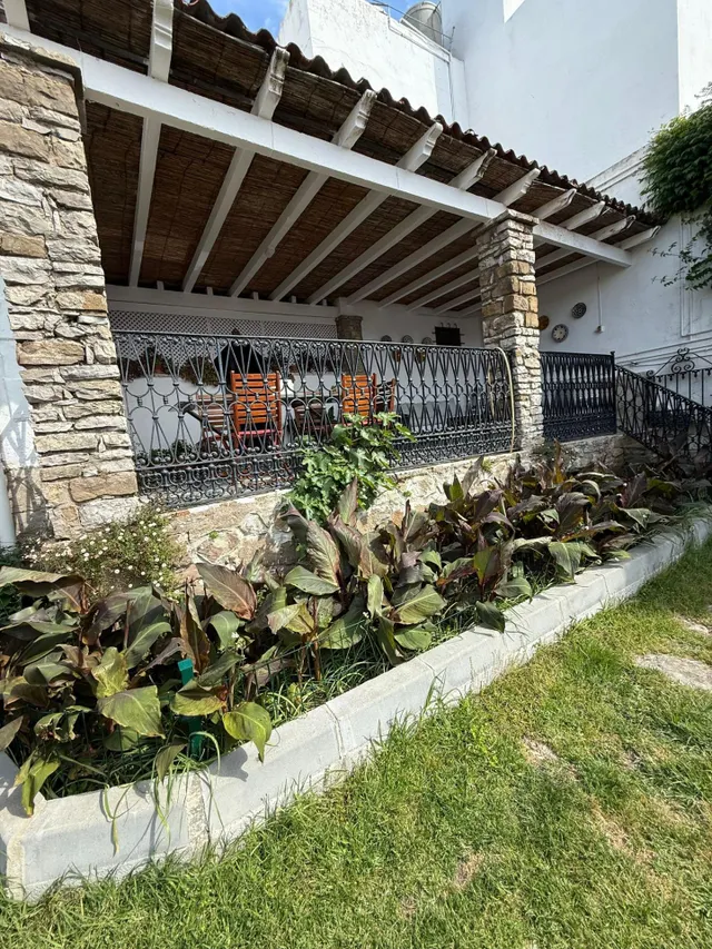 Espectacular vivienda con encanto, amplitud y jardín privado — 6