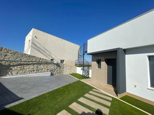 Villa 3 habitaciones 198m² en venta - Comunidad valenciana