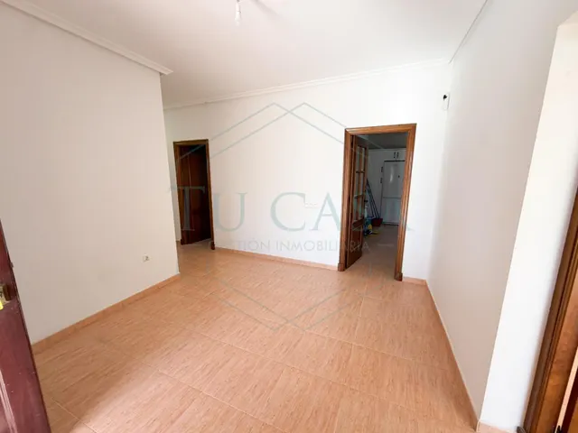 Grandioso chalet rústico en venta con división horizontal en parcela de 1.000 m2 — 8