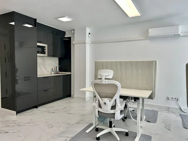 Oficina 49m² en venta - Centro — 21