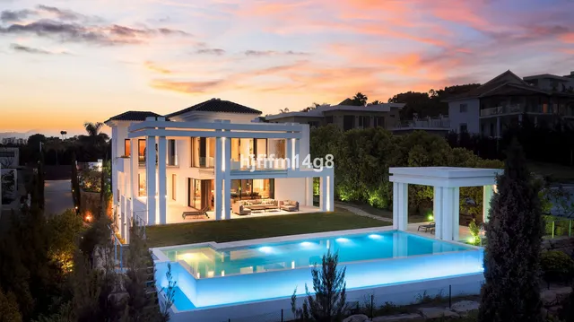 Chalet 5 habitaciones 1004m² en venta - Costa del Sol — 50