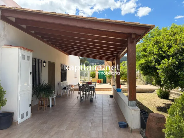 CHALET VENTA EN EXCLUSIVA EN KAPITALIA Y MUY CERCA DE LA CIU - foto 3