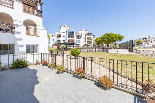 Piso en venta con vistas al golf  en Valle Golf Resort. — 29