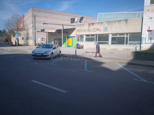 Solar en esquina frente al colegio Bergantiños - foto 4
