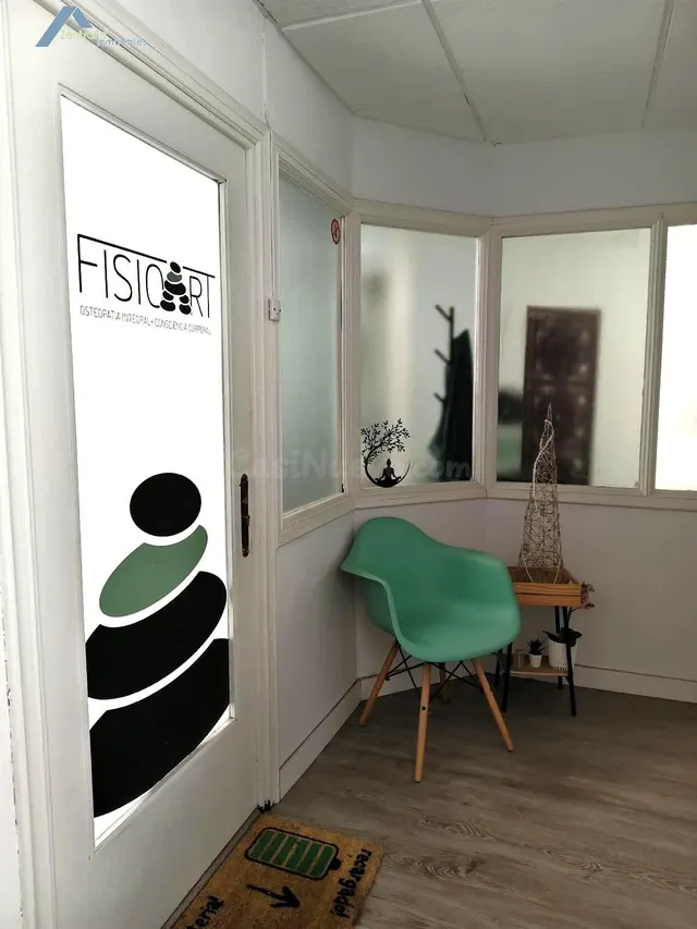 Local comercial 3 habitaciones 43m² en alquiler - Gran Via — 2