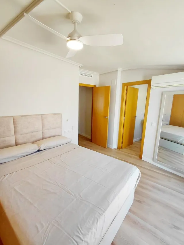 Exclusivo ático dúplex en alquiler con vistas al mar — 16