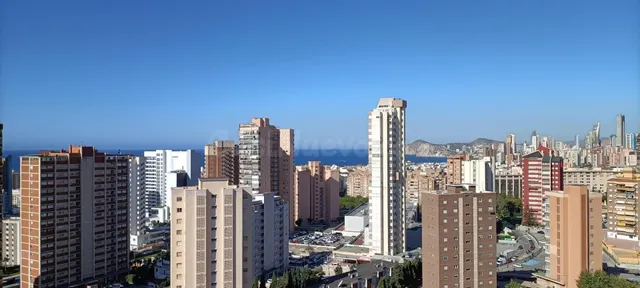 PISO REFORMADO CON VISTAS PANORAMICAS, PARKING Y PISCINA EN  - foto 2
