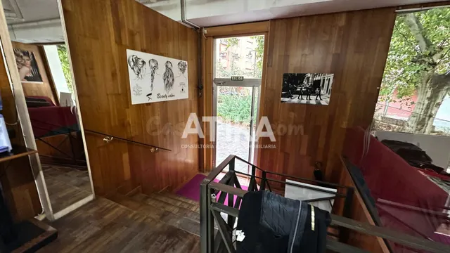 LOCAL COMERCIAL - TRASPASO, ALQUILER O VENTA — 2