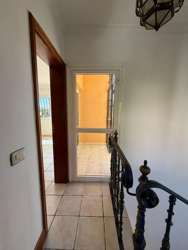 Villa con carácter, piscina privada y vistas al mar en Costa Adeje — 40