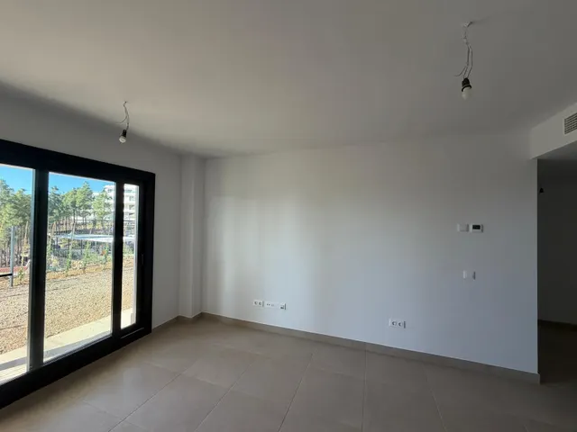 Vivienda moderna en Mijas con vistas al mar y jardín privado — 8