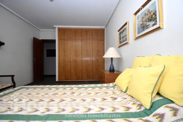 GRAN PISO SEÑORIAL CON BALCÓN Y TERRAZA EN AVENIDA PRINCIPAL — 33