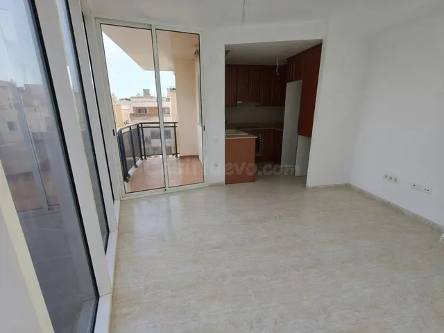 Apartamento a estrenar muy luminoso y bonito balcón — 3